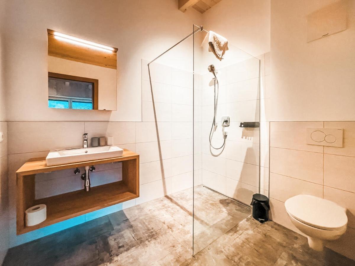 Gletscherblickstube With Sunny Balcony & Car Park - An Alpenluxus Appartement, Zillertal Appartement