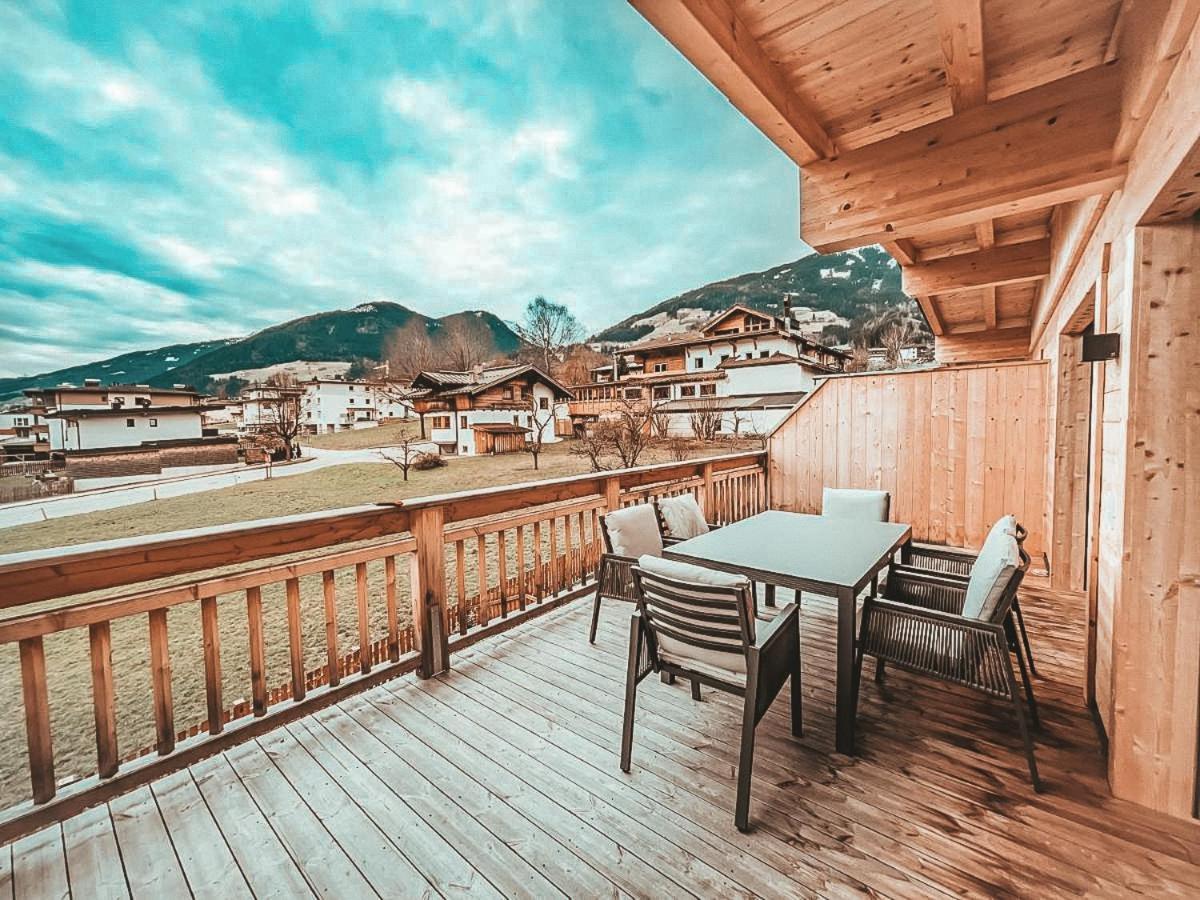 Gletscherblickstube With Sunny Balcony & Car Park - An Alpenluxus Appartement, Zillertal Appartement