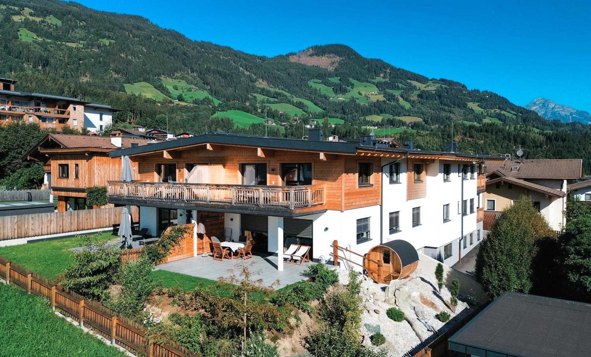 Appartement Gletscherblickstube With Sunny Balcony & Car Park - An Alpenluxus Appartement, Zillertal Fügen